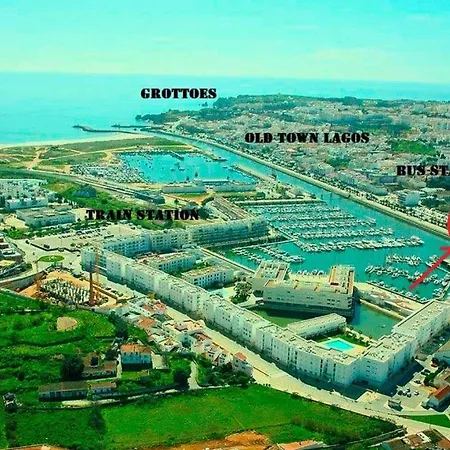 Central Lagos Town Center Apartment Near Marina Exterior photo