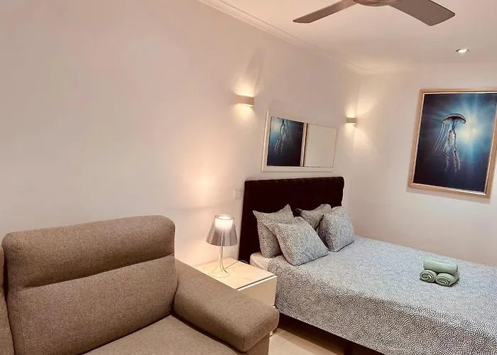 Central Lagos Town Center Apartment Near Marina